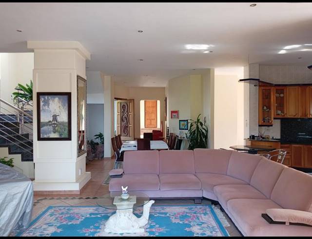 3 BEDROOM HOUSE FOR SALE IN SCOTTBURGH SOUTH